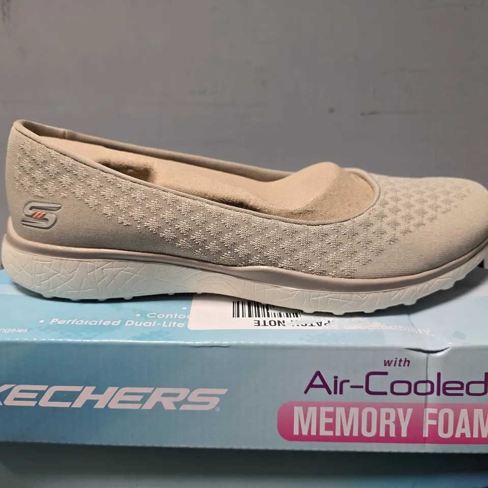 BOXED SKECHERS MEMORY FOAM SLIP ON SHOES - UK 6 