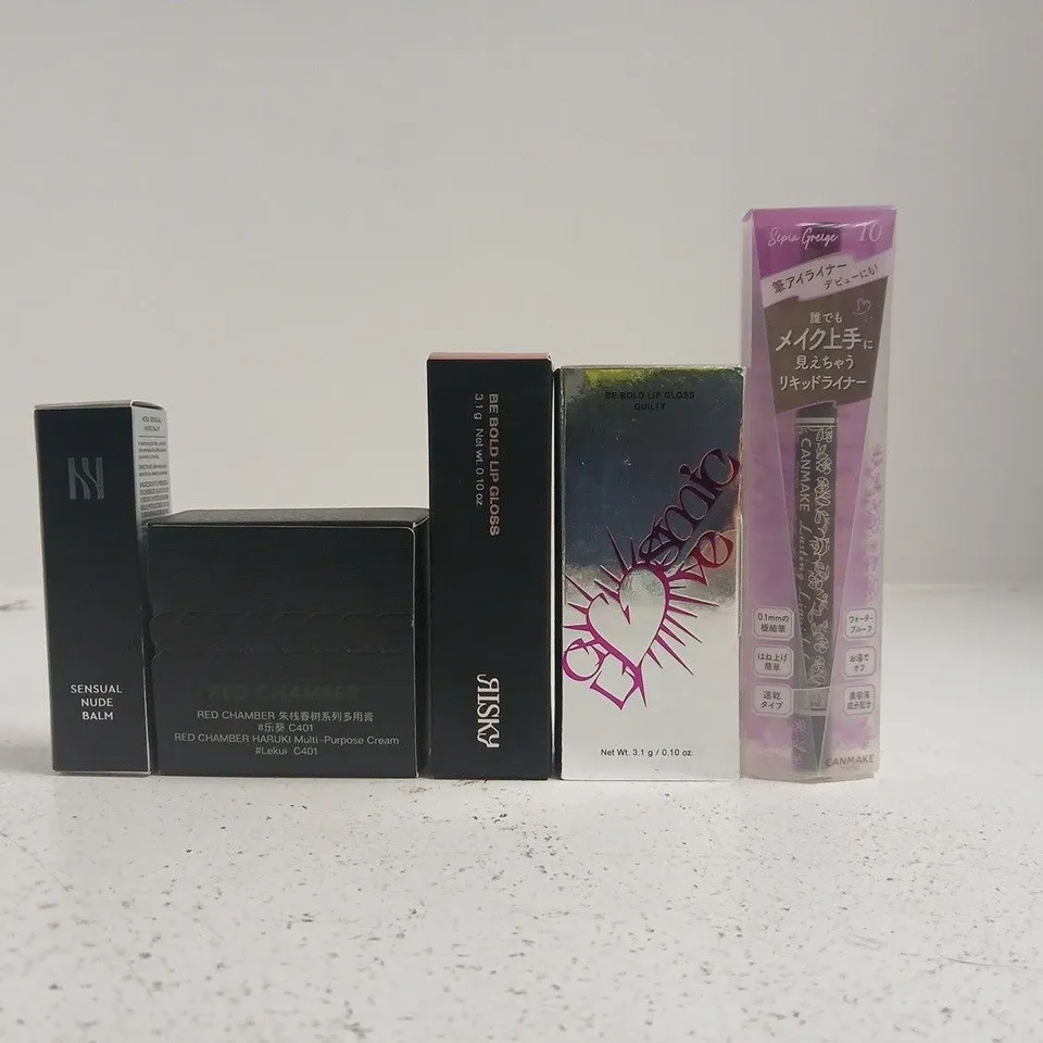 APPROXIMATELY 12 ASSORTED COSMETIC ITEMS INCLUDING VARIOUS MAKES AND BRANDS - COLLECTION ONLY