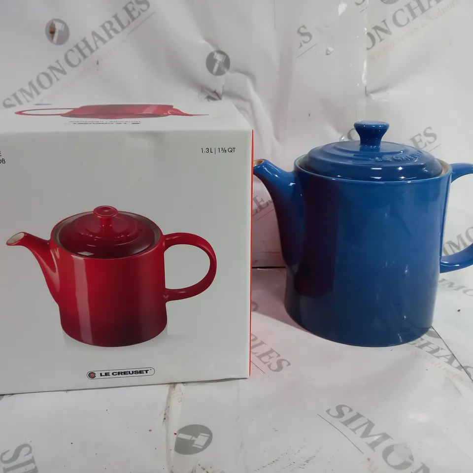 LE CREUSET STONEWEAR GRAND TEAPOT 