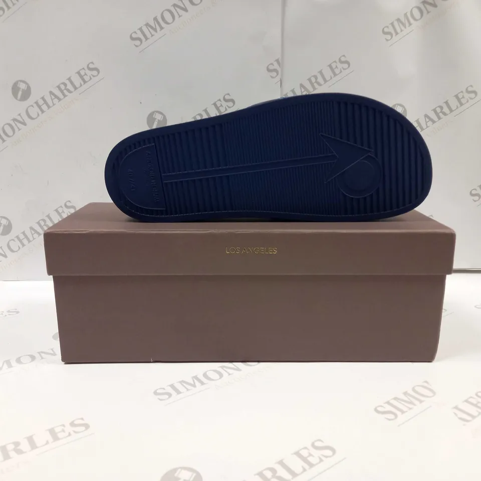 BOXED PAIR OF ANDROID HOMME LAGUNA BEACH SLIDE UK SIZE 7 