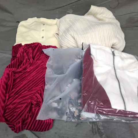 BOX OF APPROXIMATELY 20 ASSORTED CLOTHING ITEMS TO INCLUDE JACKET, TOPS, TROUSERS, ETC