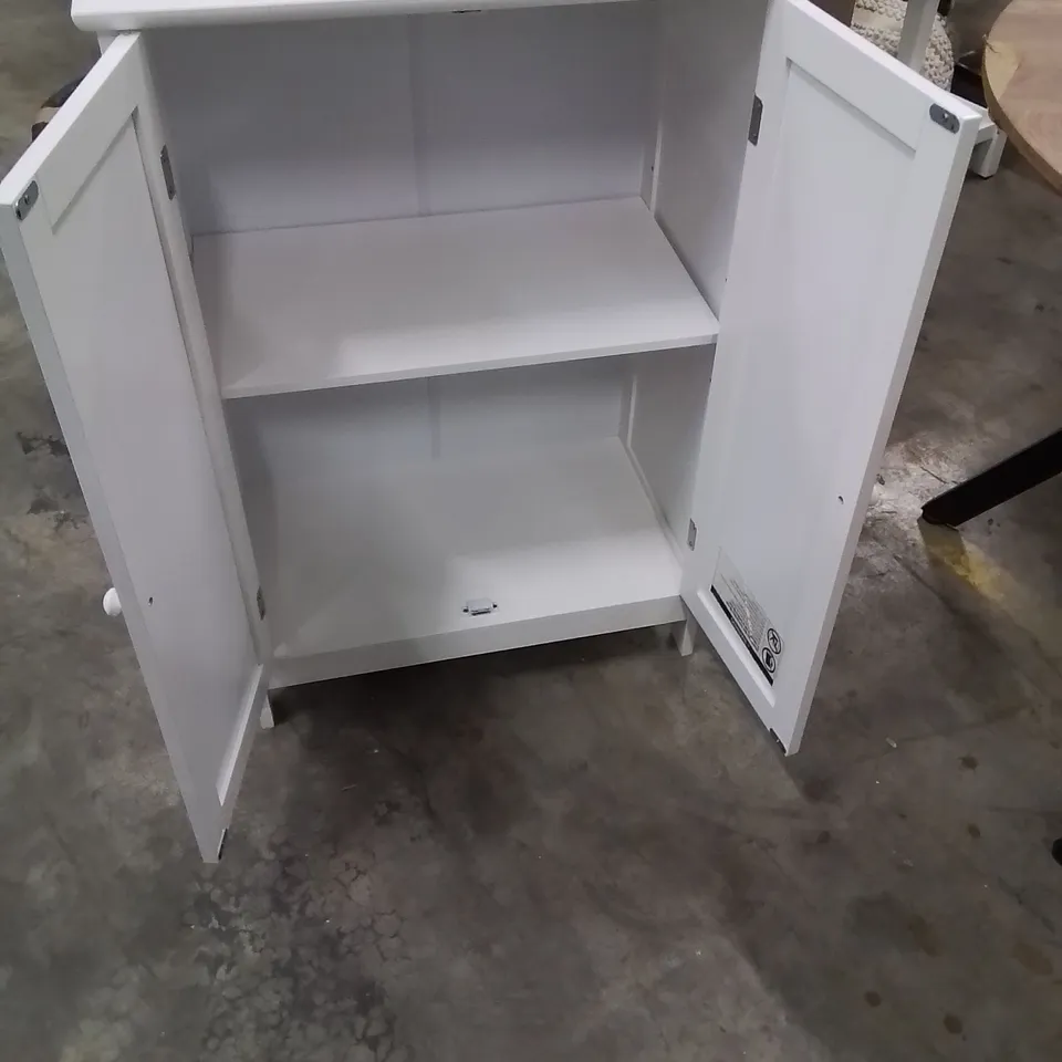 BATHROOM CABINET WHITE FINISH 