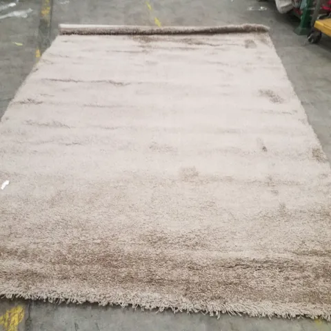 QUALITY DESIGNER AREA RUG - APPROXIMATELY 280X200CM