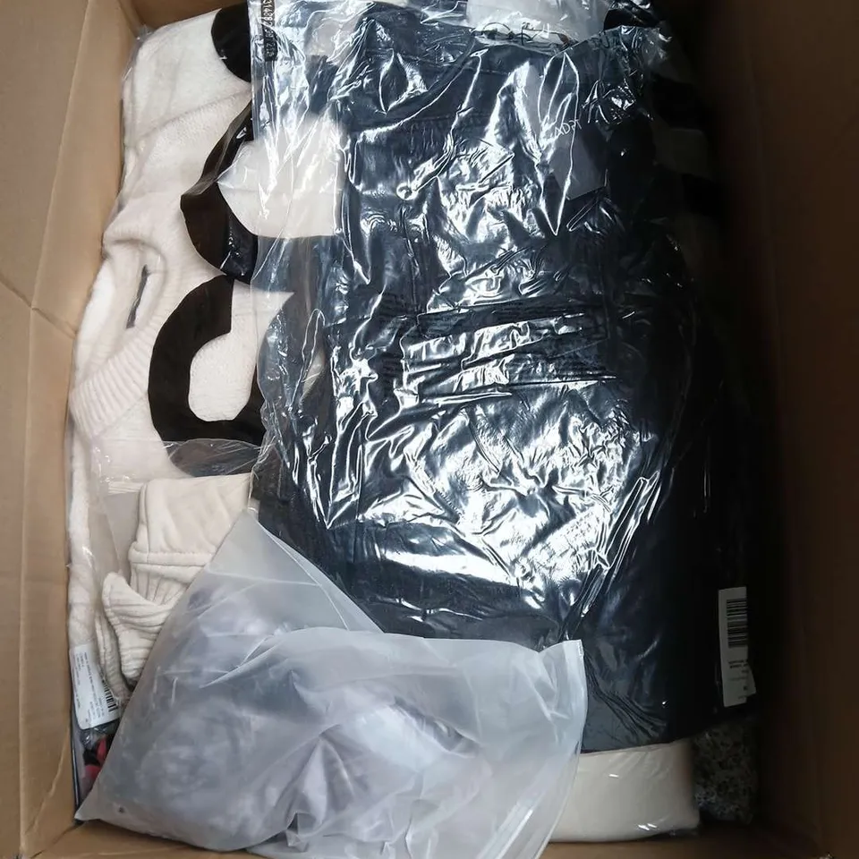 LARGE BOX OF ASSORTED CLOTHING ITEMS IN VARIOUS SIZES, STYLES AND COLOUR 