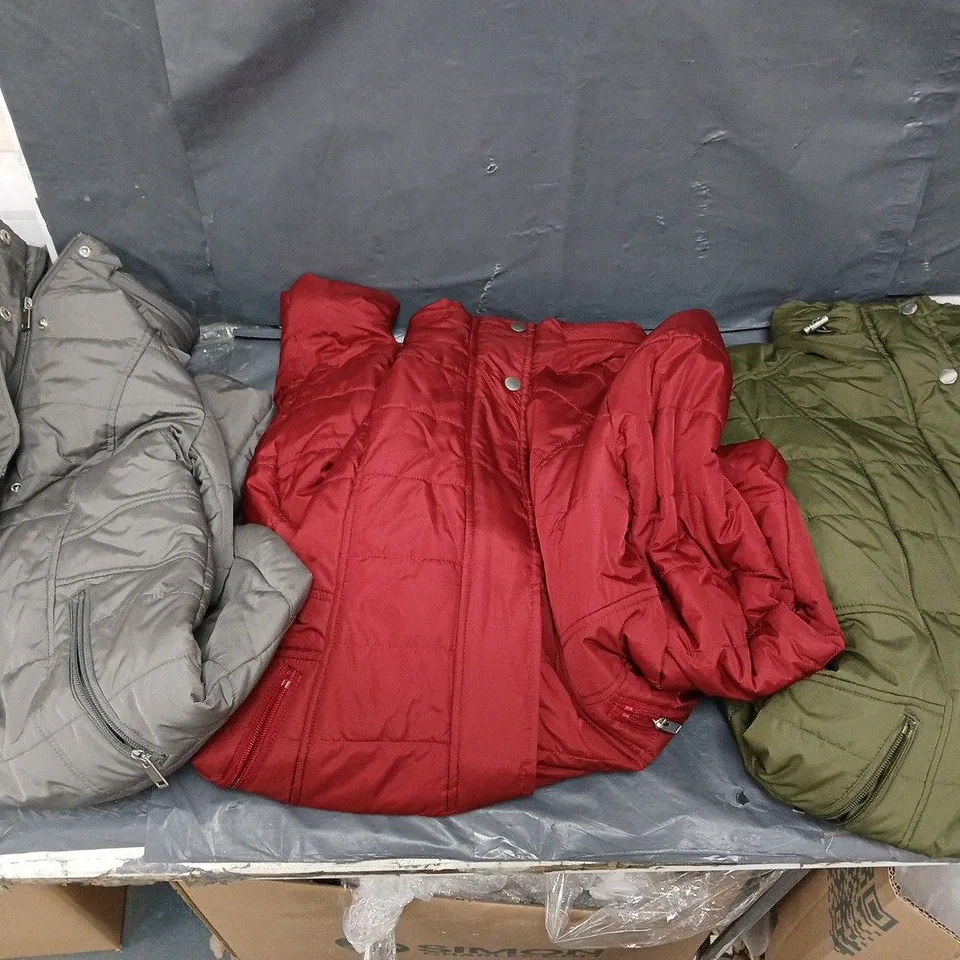 8 CENTRIGADE PUFFER COATS IN VARIOUS STYLES AND COLOURS 