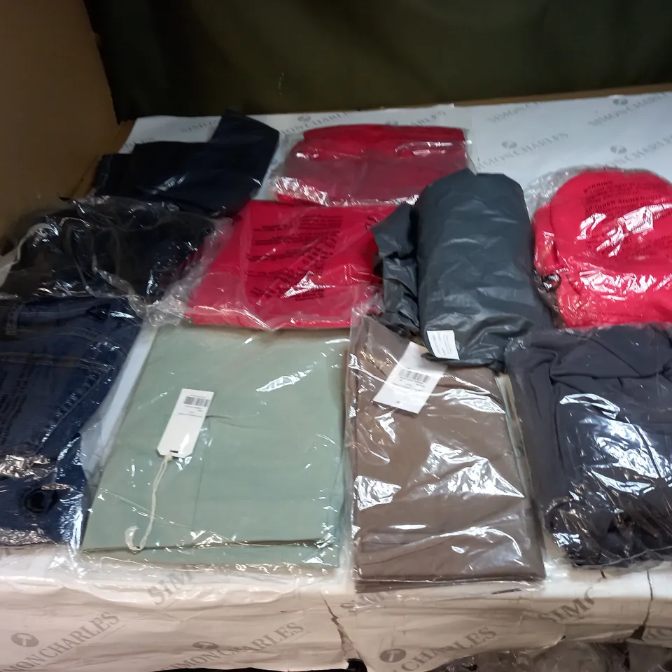 BAG OF APPROX 10 ASSORTED CLOTHING ITEMS TO INCLUDE - MAISON DE NIMES - EMELIA