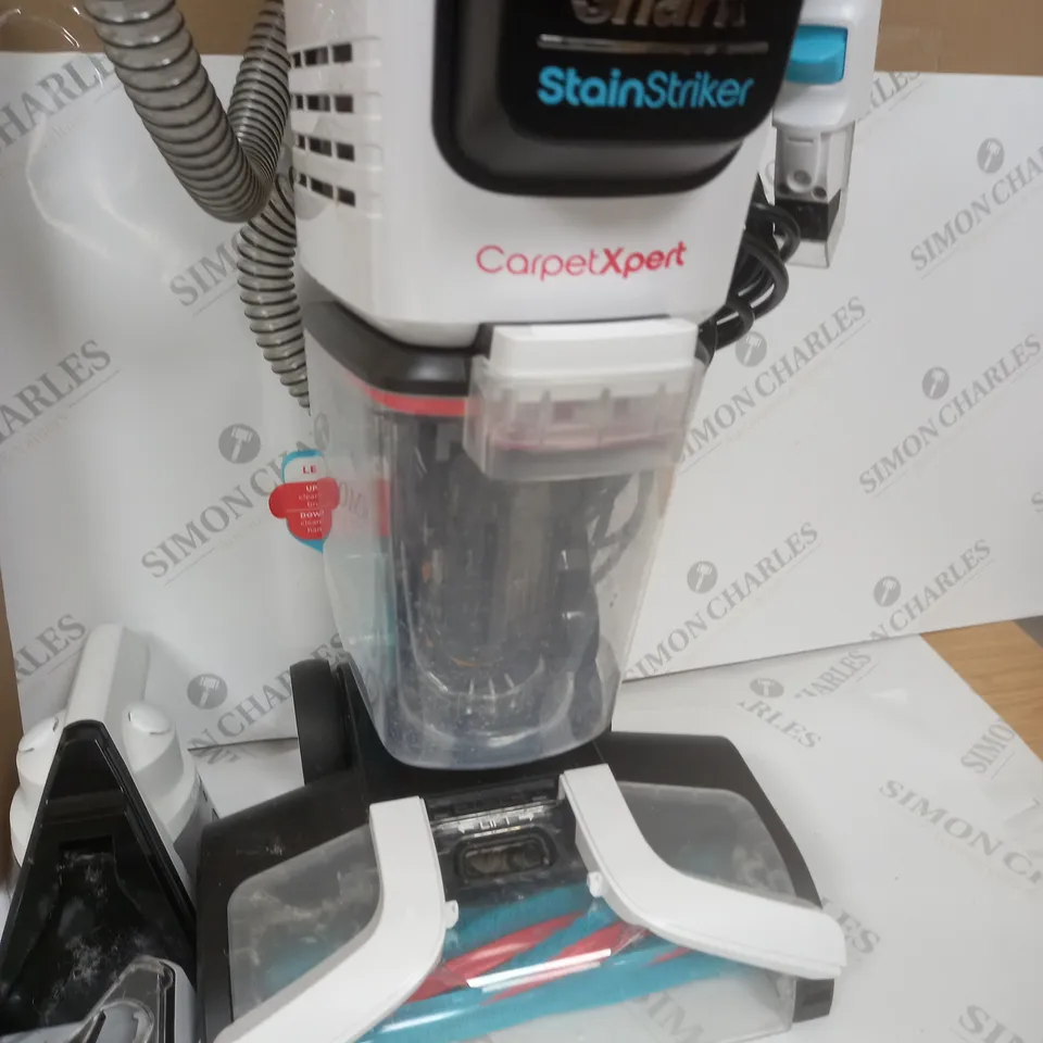 SHARK CARPET XPERT DEEP CARPET CLEANER & BUILT IN STAIN STRIKER EX200UK