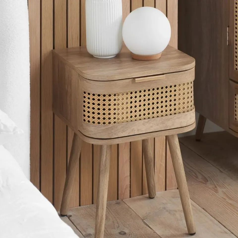 BOXED AMANNI NIGHTSTAND (1 BOX)