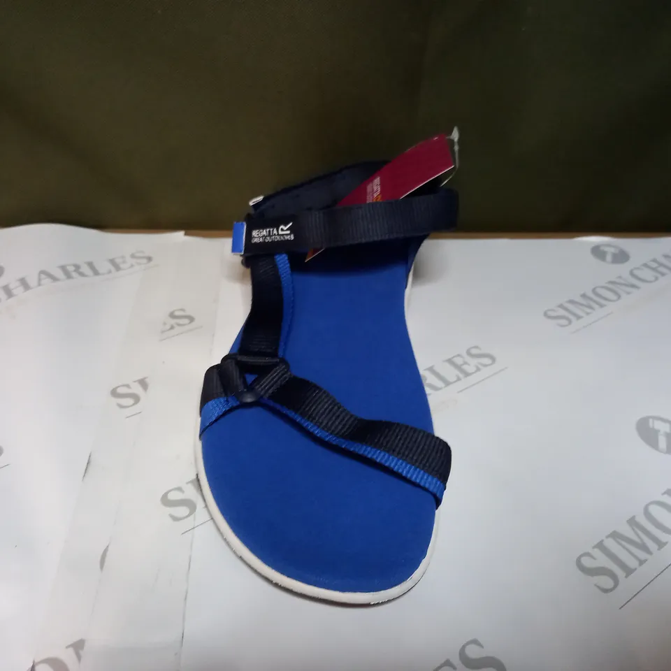REGATTA LADY SANTA SOL SANDALS SIZE 8