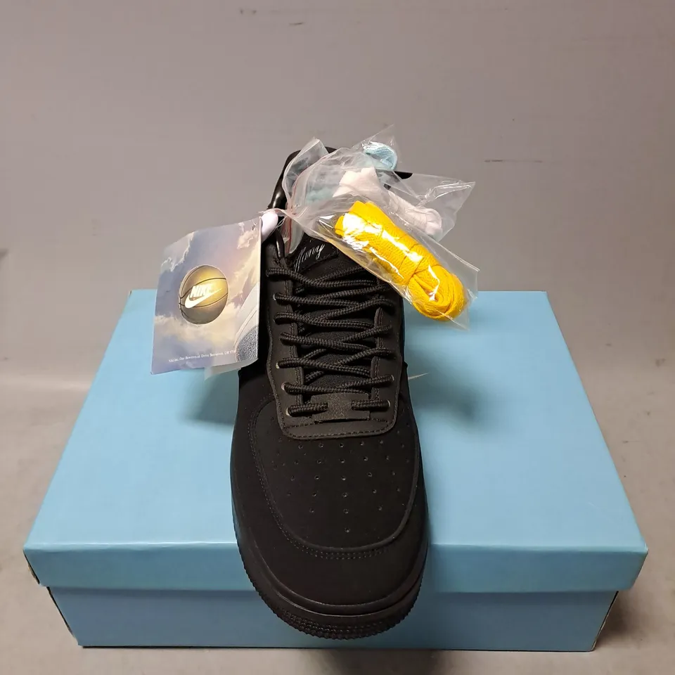 BOXED PAIR OF NIKE X TIFFANY & CO AIR FORCE 1 1837 SNEAKERS IN BLACK/BLUE SIZE 10.5