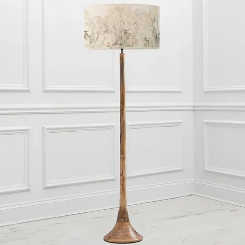 BOXED KINROSS 158cm BRUSHED TRIPOD FLOOR LAMP (1 BOX)