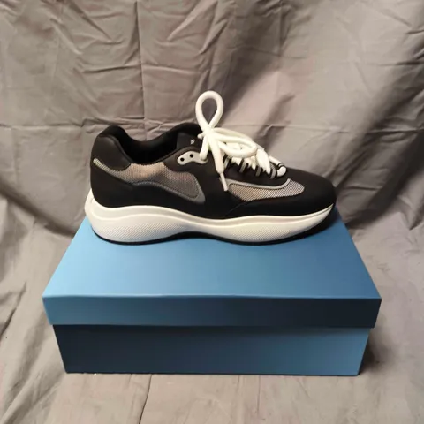BOXED PAIR OF MENS CLEEN'S SHOES - SIZE 11.5 