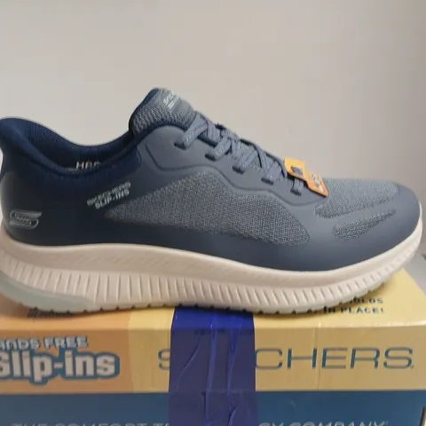 BOXED PAIR OF SKECHERS SLIP-INS MEMORY FOAM SHOES – UK SIZE 8 