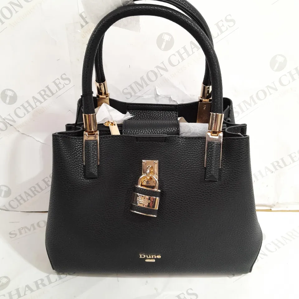 DUNE MEDIUM PADLOCK TOTE BAG IN BLACK