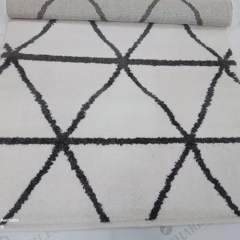 BRAND NEW PACO HOME 401 STELLA SV 60X100CM WHITE-ANTHRACITE RUG