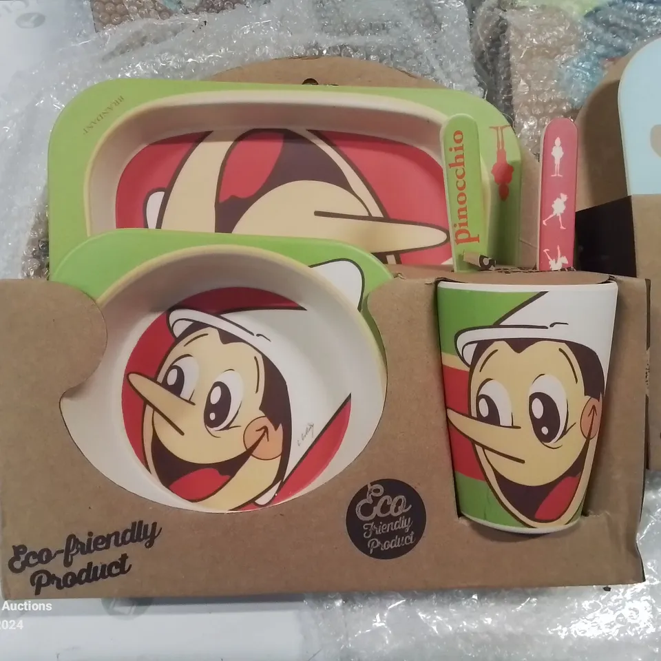 12 SETS OF CHILDREN'S ECO FRIENDLY PLATE, BOWL, CUP AND CUTLERY SETS.