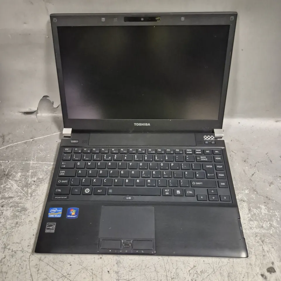 TOSHIBA PORTEGE R830 LAPTOP