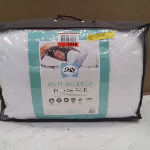 BAGGED PAIR OF SEALY ANTI ALLERGY PILLOWS (1 ITEM)
