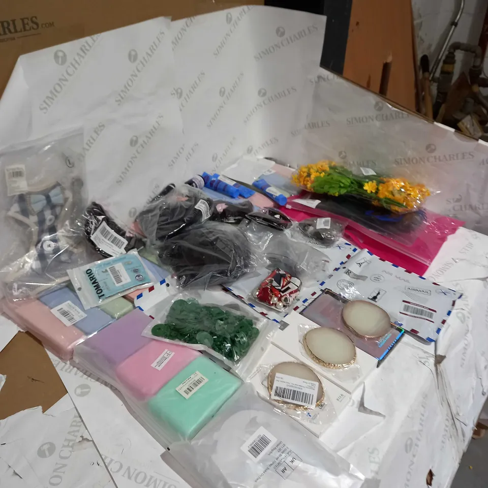 LOT OF 40 ITEMS TOO INCLUDE LIP BALM , CUTLERY AND PHONE CASES 