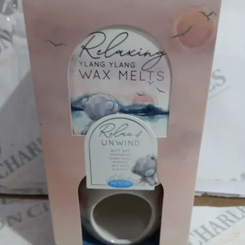 BOXED RELAX & UNWIND GIFT SET 