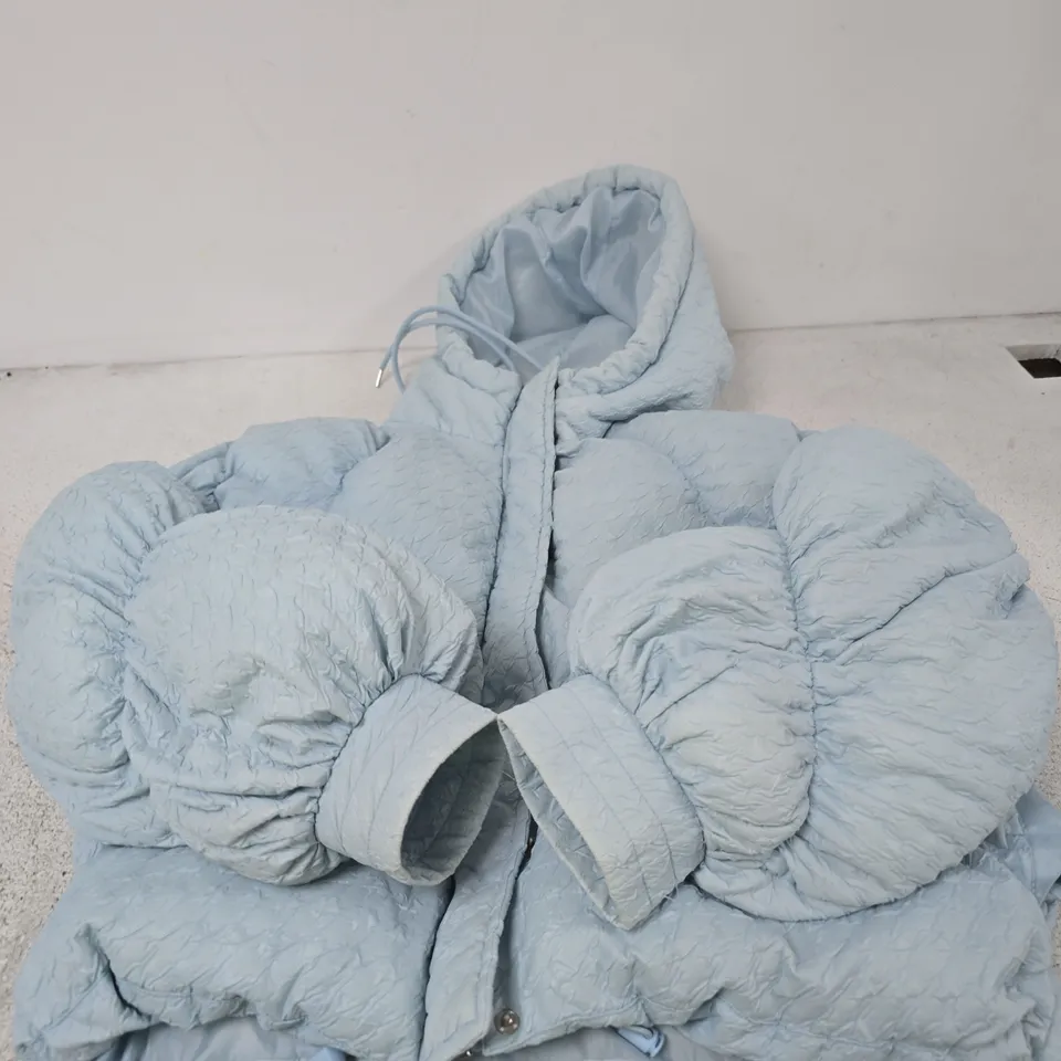MISSGUIDED LIGHT BLUE PUFFER JACKET – HOODED, UK 10 