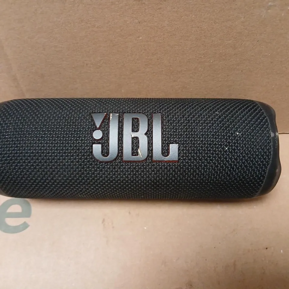 JBL FLIP 6 WIRELESS SPEAKER
