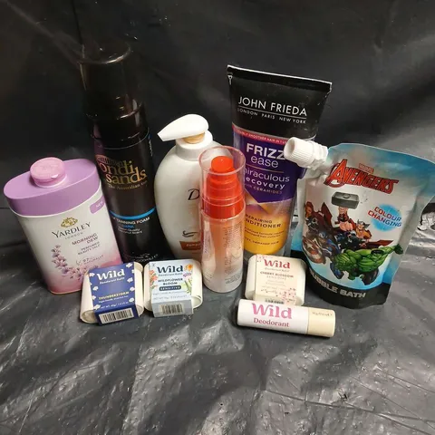APPROXIMATEY 20 ASSORTED HEALTH AND BEAUTY PRODUCTS TO INCLUDE - BONDI SANDS DARK SELF TANNING FOAM - THE BEAUTY CROP OUI CHERIE HYDRATING SETTING MIST - DOVE HAND WASH - ETC