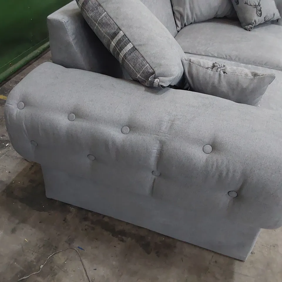DESIGNER 2.5 SEATER SCROLL ARM SOFA GREY FABRIC WITH SCATTER CUSHIONS 