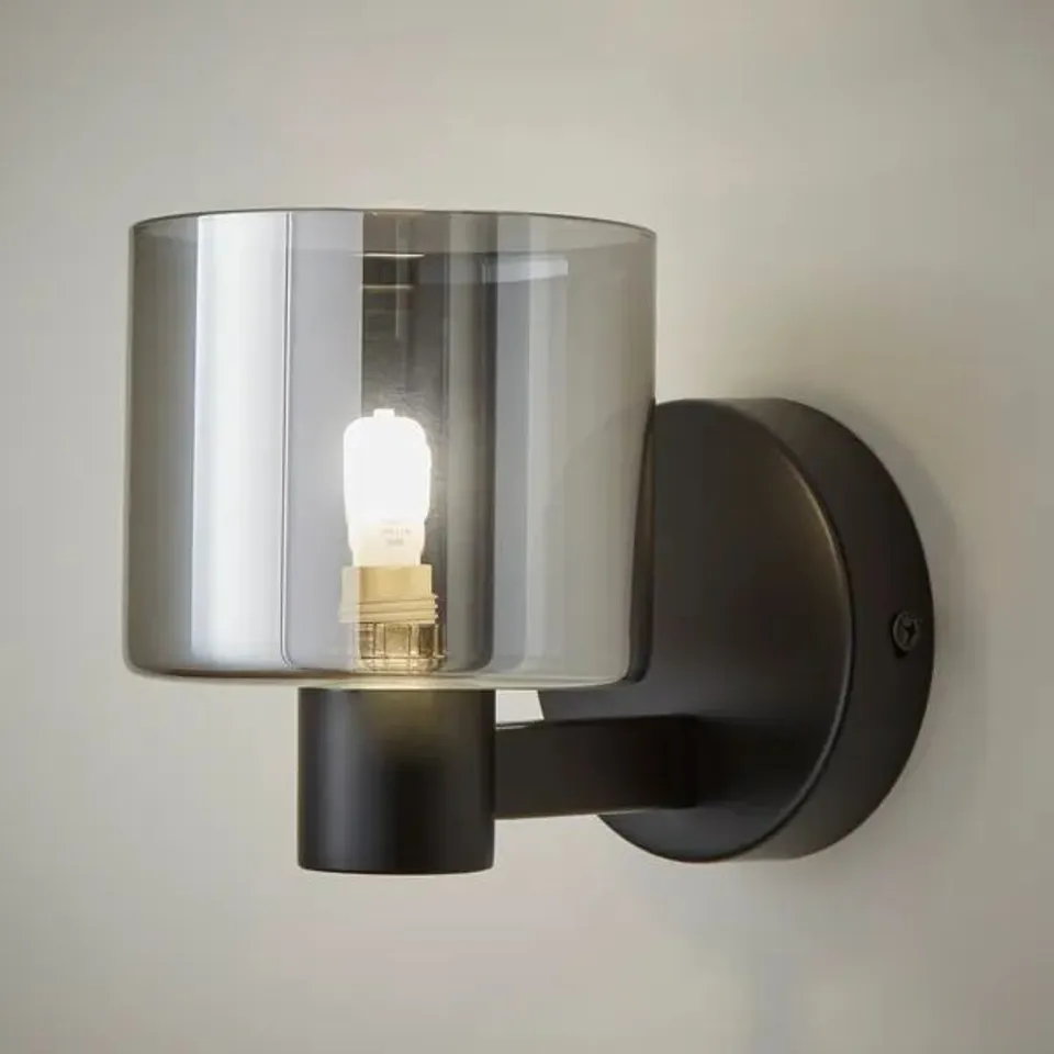 BOXED ERIN GLASS WALL LIGHT