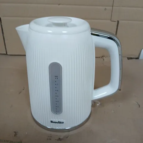 BREVILLE WHITE JUG KETTLE 