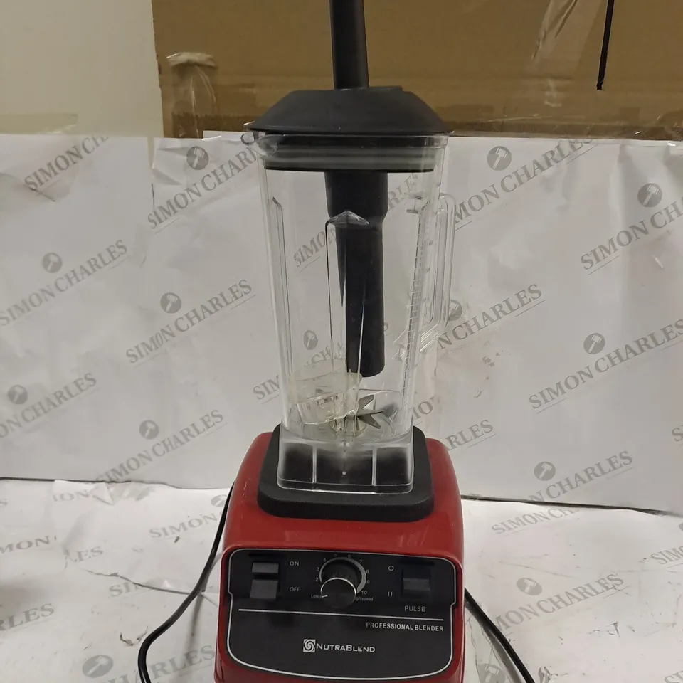 BOXED NUTRABLEND NB15001 PROFESSIONAL BLENDER - RED
