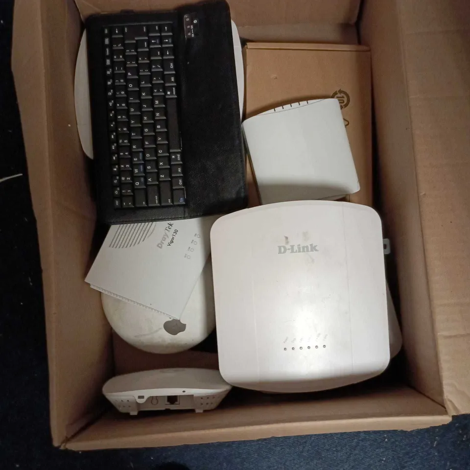 BOX OF APPROXIMATELY 10 ASSORTED ELECTRICAL ITEMS INCLUDING WIFI ROUTER AMD ELECTRIC PAPER CUTTER