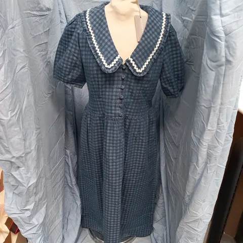 OLIVER BONAS DENIM GINGHAM COLLAR MIDI DRESS IN BLUE - SIZE 8
