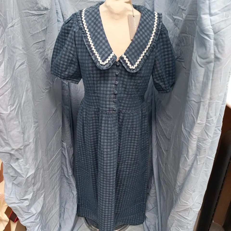 OLIVER BONAS DENIM GINGHAM COLLAR MIDI DRESS IN BLUE - SIZE 8