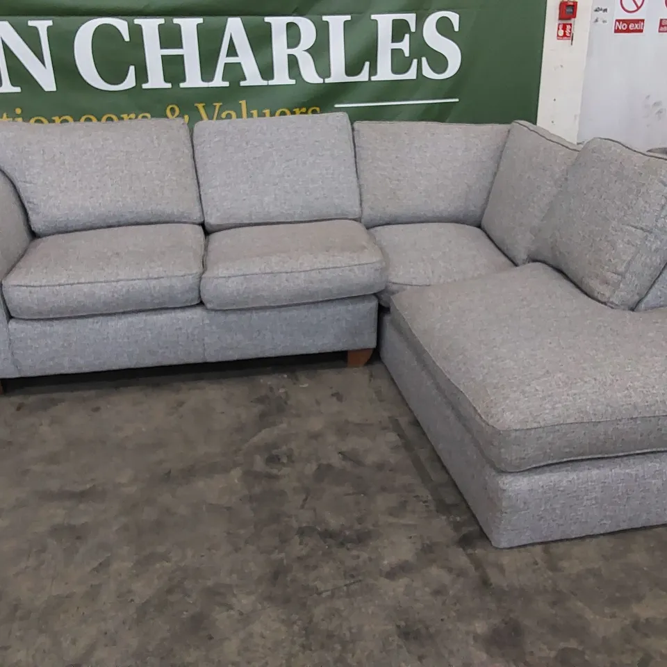 DESIGNER CORNER SOFA IN GREY FABRIC