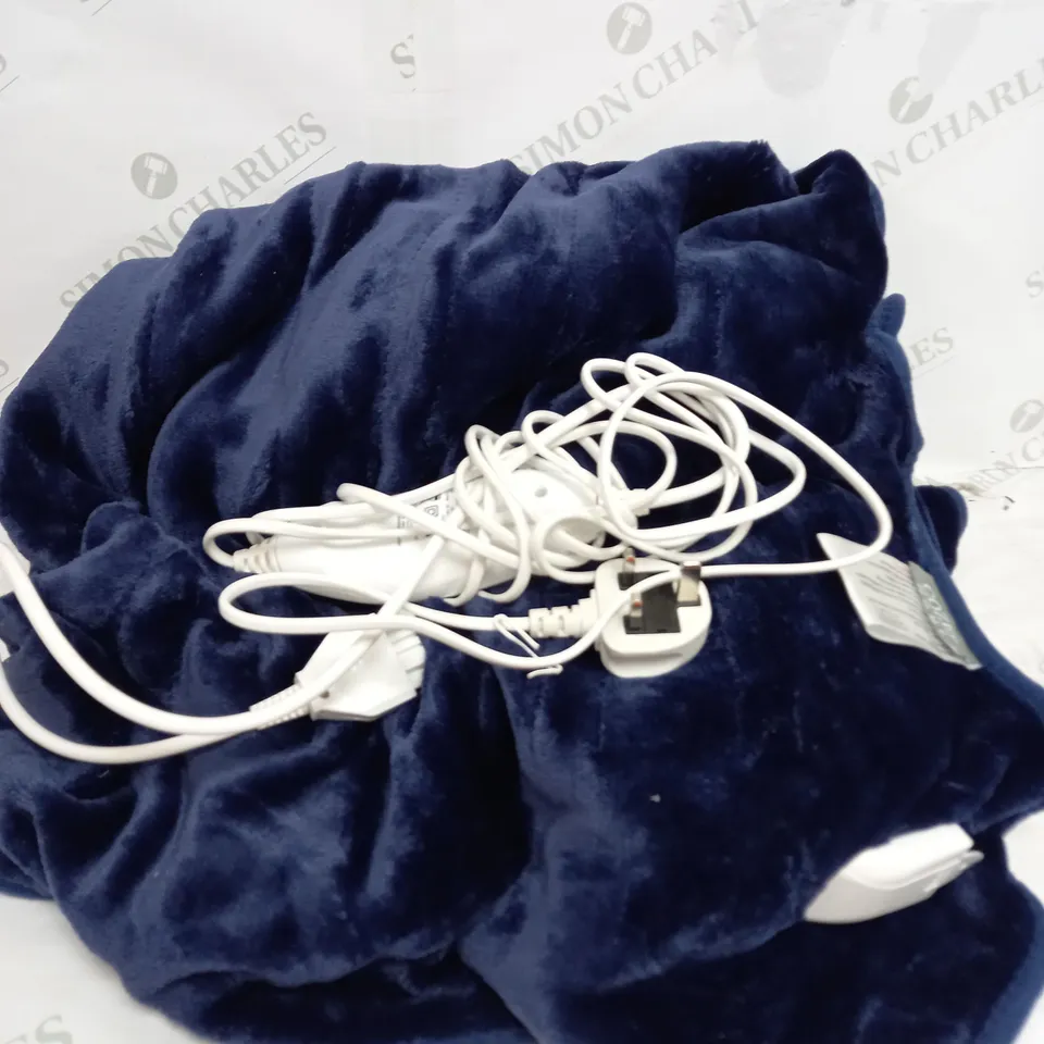 COZEE HOME HEATED PLUSH WEARABLE TV BLANKET IN NAVY