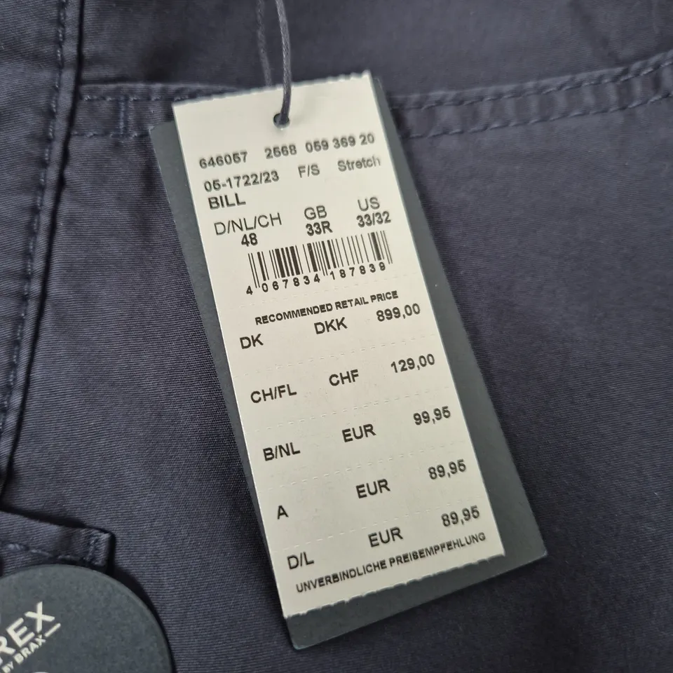 Men's Navy Cargo Shorts, UK 33R, EUREX label