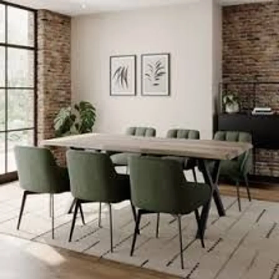 BOXED EZRA II 4-6 SEATER EXTENDABLE RECTANGLE DINING TABLE - RUSTIC WOOD EFFECT (1 BOX)