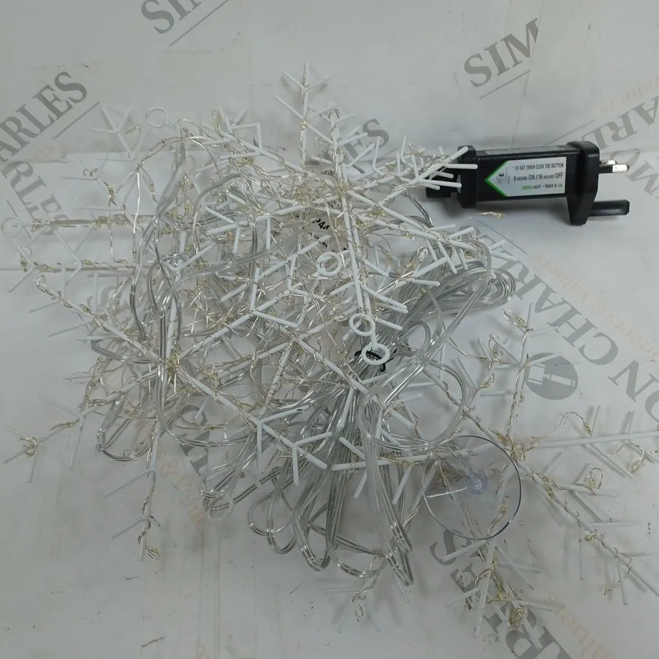 SNOWFLAKE OUTDOOR LIGHTS 120X120CM