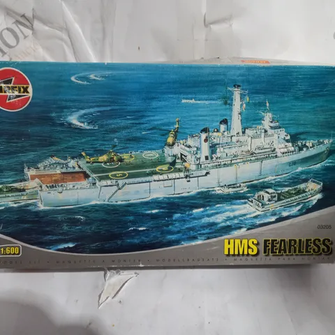 BOXED AIRFIX HMS FEARLESS SHIP - 1:600