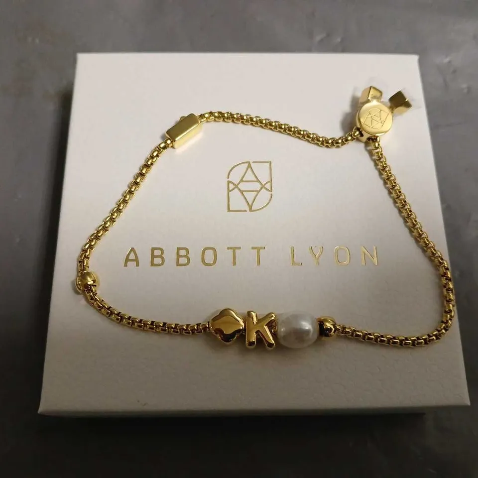 BOXED ABBOTT LYON CHARM BRACELET GOLD S/M - K