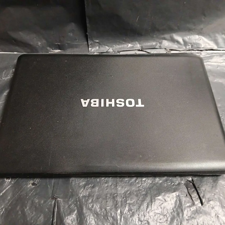 TOSHIBA SATELLITE C660-11K LAPTOP