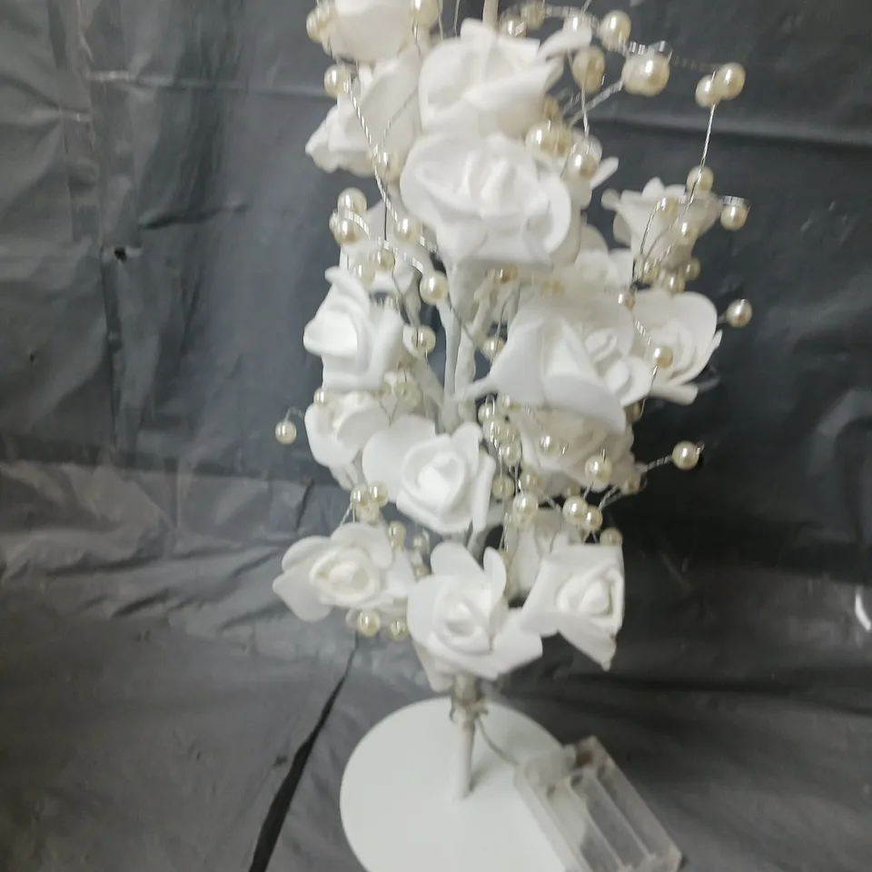 BOXED THE GRANGE COLLECTION ROSE & PEARL TREE DECOR