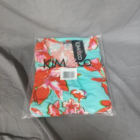 APPROXIMATELY 25 X KIM & CO PRINTED SMOCKED WAIST MIDI DRESS SIZE MEDIUM. SEALED