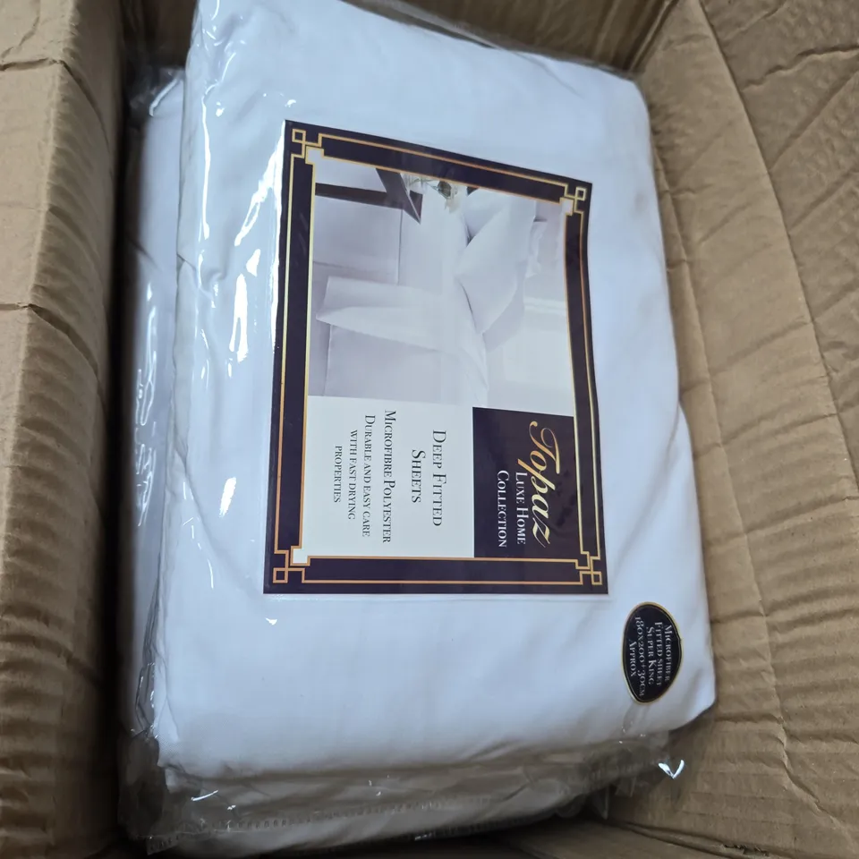 BOX OF APPROXIMATELY 8 X TOPAZ LUXE HOME COLLECTION DEEP FITTED SHEETS – WHITE, MICROFIBRE POLYESTER