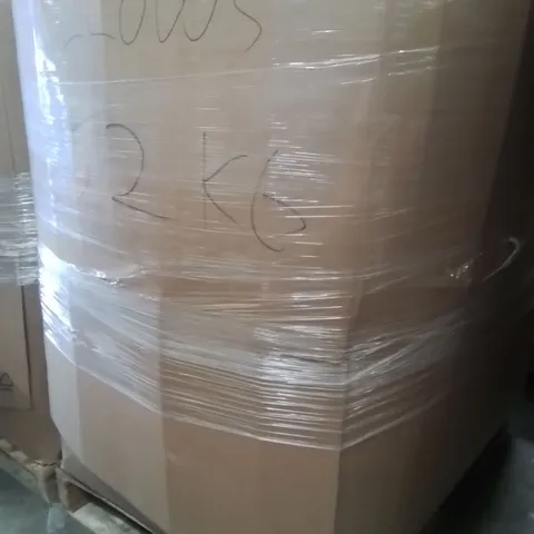 PALLET CONTAINING A LARGE QUANTITY OF PILLOWS