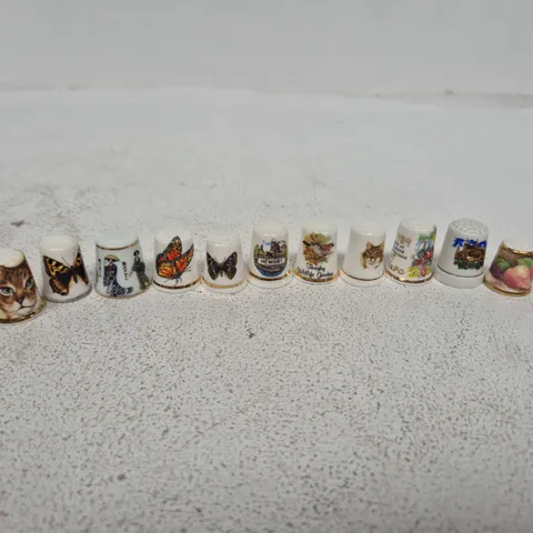 APPROXIMATELY 38 CHINA PORCELAIN COLLECTORS VINTAGE THIMBLES - COLLECTION ONLY