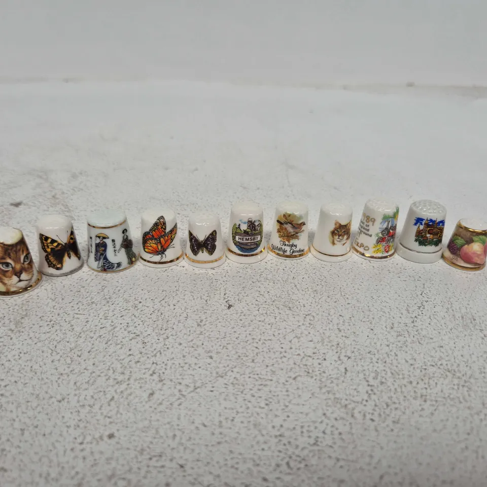 APPROXIMATELY 38 CHINA PORCELAIN COLLECTORS VINTAGE THIMBLES - COLLECTION ONLY