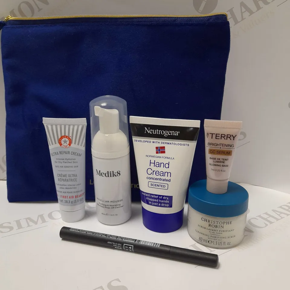 LOT OF APPROX 7 ASSORTED BEAUTY PRODUCTS TO INCLUDE MEDIK8 MICELLAR MOUSSE, NEUTROGENA HAND CREAM, BY TERRY CC SERUM, ETC