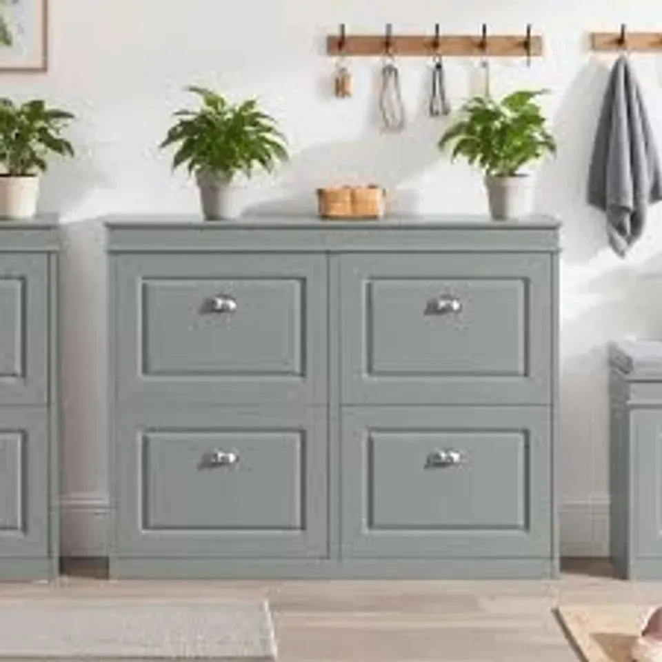 BOXED MORIAH 16 PAIR SHOE TIPPER RACK - GREY (1 BOX)